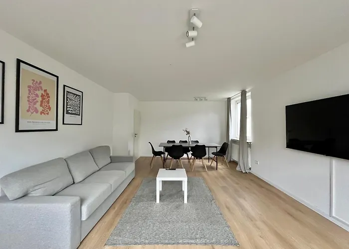 GuestHouse Bielefeld Apartment *